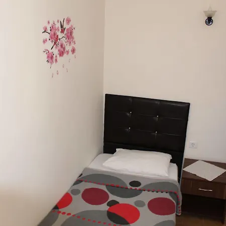 Alinda 4*